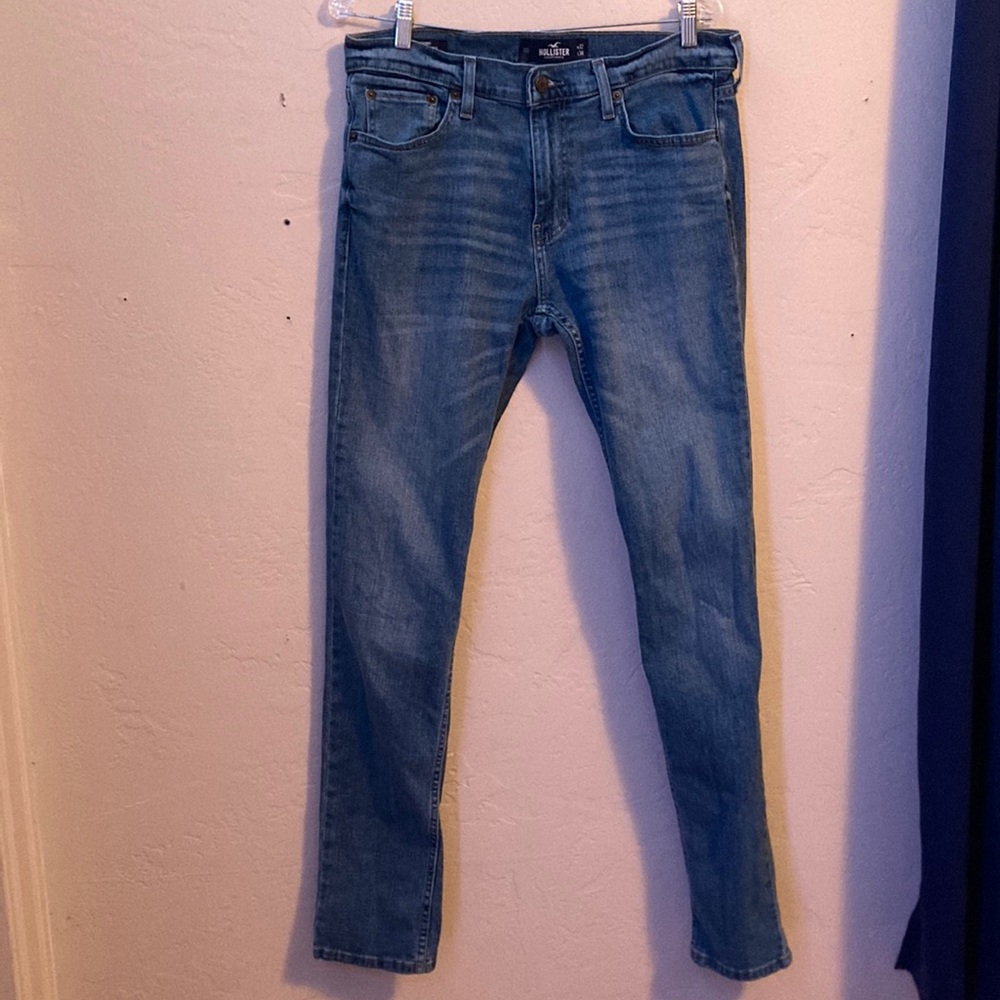 Men’s Hollister jeans. Skinny Epic Flex